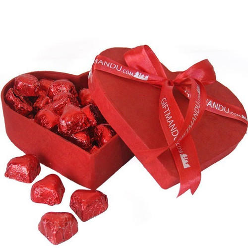 Essential Body Care for Him with Chocolates (3 items)