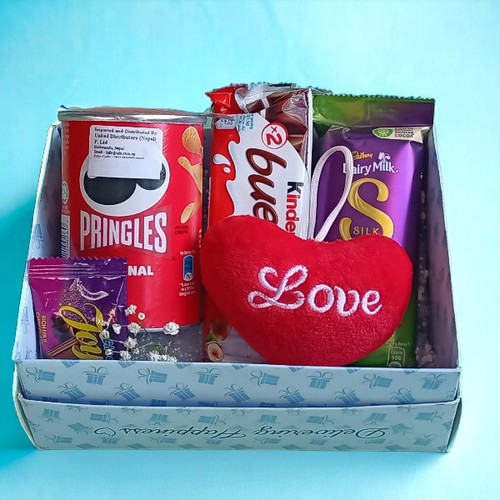 Special Gift As Pringles, Love Cushion & Chocolates