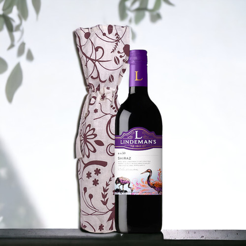 "Lindeman's Bin 50 Shiraz Red Wine with Beautiful Wine Bag"