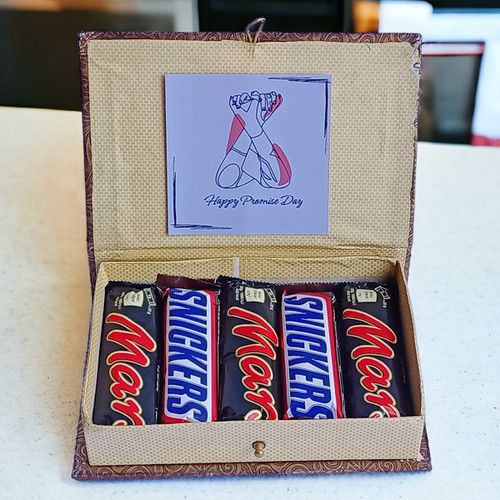 A Sweet Promise with Snickers And Mars