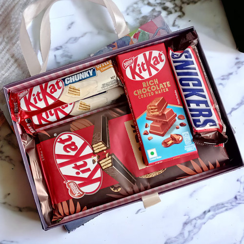 Kitkat & Snickers Chocolates In A Box