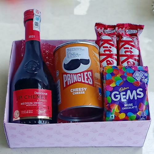 Pringles, Chocolates & Red Wine 250ml