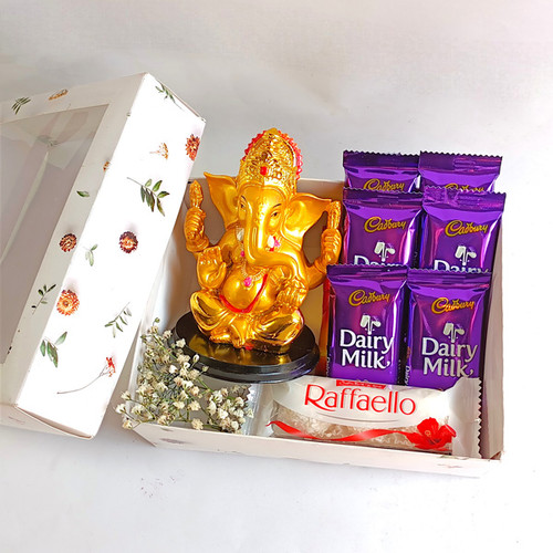 Delight Gift With Chocolates & Ganesh Statue