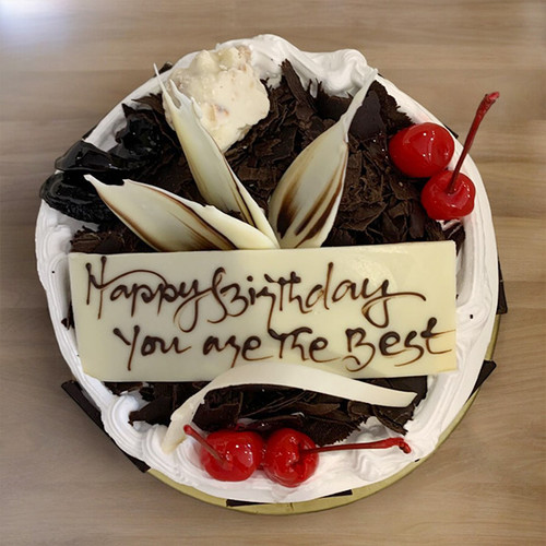 Radisson Hotel Classic 2lbs Fresh Black Forest Cake