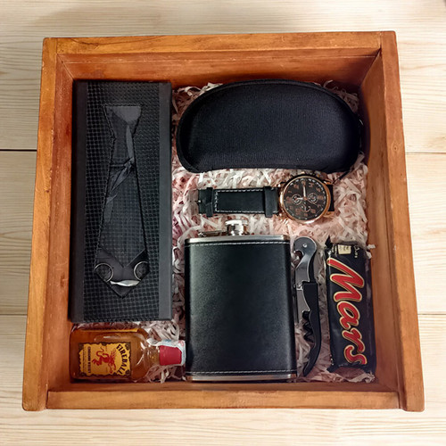 Ideal Gift Collection for Him