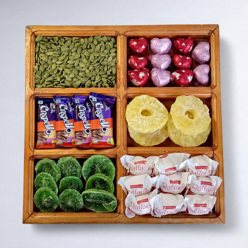 Dried Fruits, Nuts & Sweets Tray