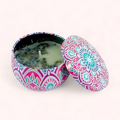 Refined Ambiance: The Elegant Scented Tin Candle