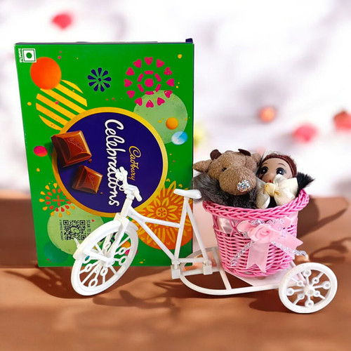 Cadbury & Keyring Rickshaw Delight
