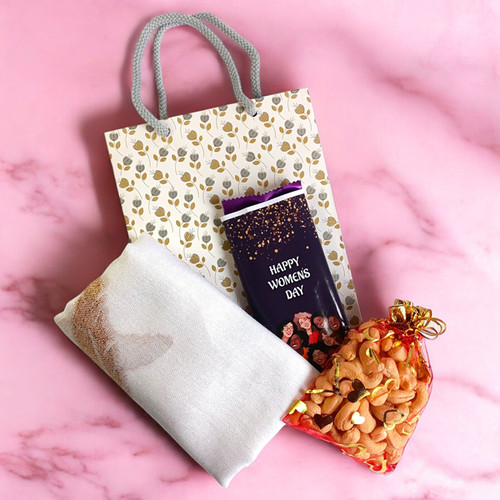 Indulge Her: A Perfect Women's Day Combo