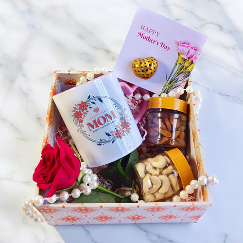 Elegant Mother's Day Gift Box – Love, Luxury & Personal Touch
