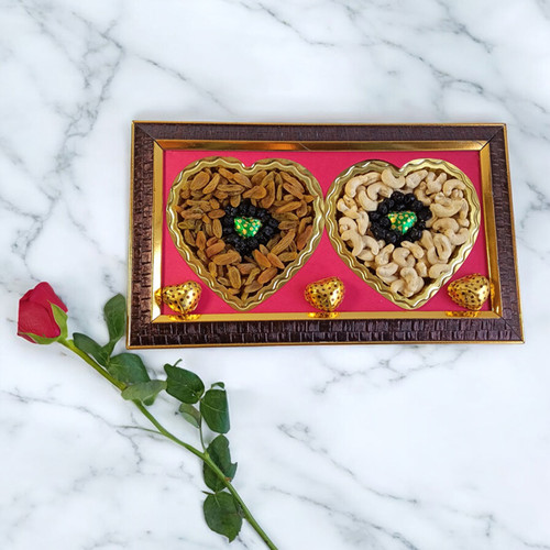 Dry Nuts Heart Tray with Gourmet Chocolates & Rose