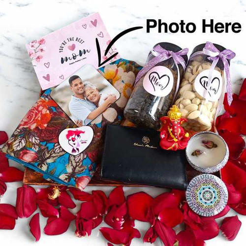 Dried Fruits & Nuts with Wallet and Personalize Gift Set Dried Fruits & Nuts with Wallet and Personalize Gift Set