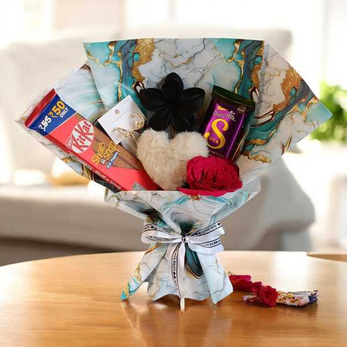 Sweet Treats with Accessories in a Bouquet Gift Sweet Treats with Accessories in a Bouquet Gift