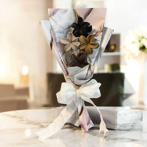 Bouquet of floral clips