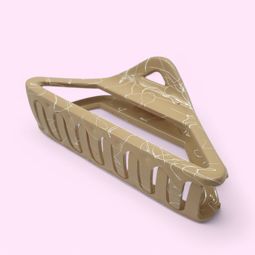 Triangular Hair Clip with White Contrast-Cream