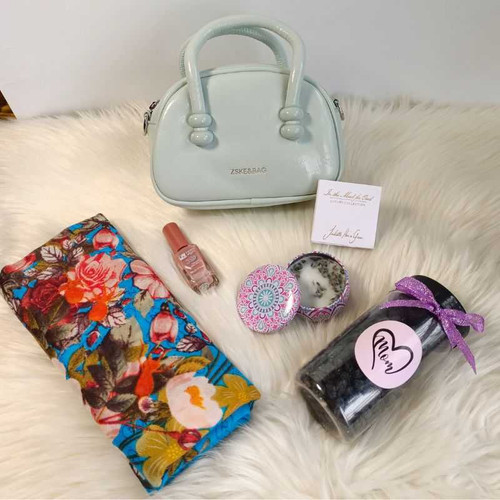 Grace & Wellness Gift Hamper For Mother's Day