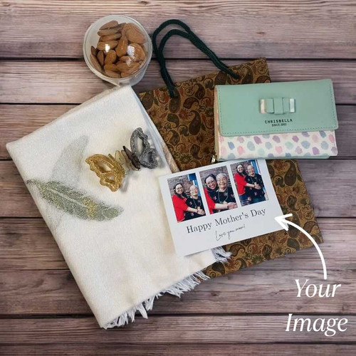 Mother's day Hamper Set with Personalises Greeting Card