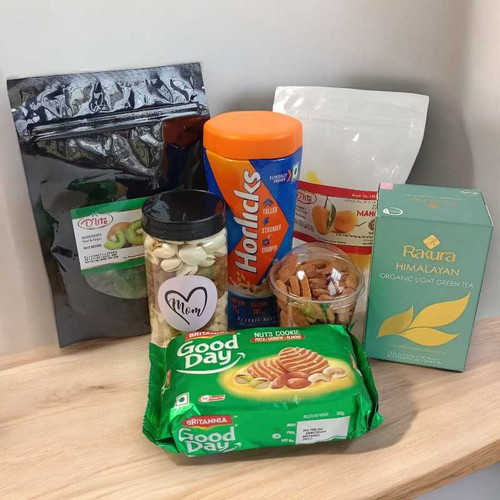 Delight Hamper For Mom with Healthy Snack