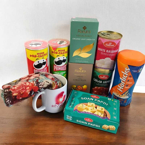 Cozy & Gourmet Mother’s Day Gift with Horlicks, Mug, Shawl