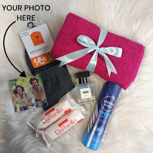 Personalized Men’s Care & Treat Gift Set