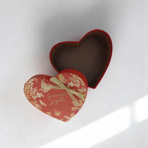 Heart Shaped Printed Paper Box -Medium