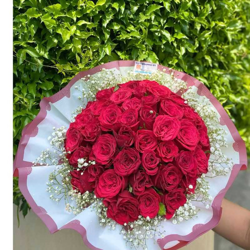 50 Long Stemmed Fresh Red Roses Bouquet