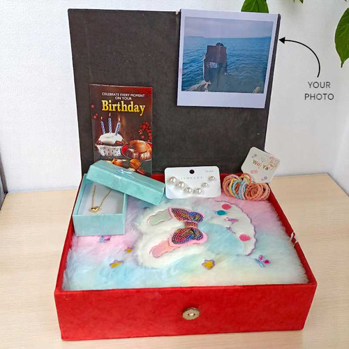 Perfect Birthday Gift Box With Personalized Card