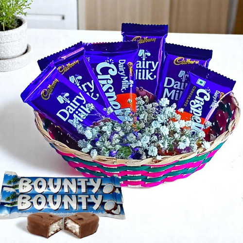 Cadbury and bounty chocolate Delights Combo