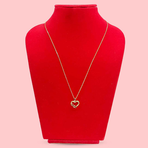 Love Gift Set with Roses & Locket for Her JNK-3658 Giftmandu
