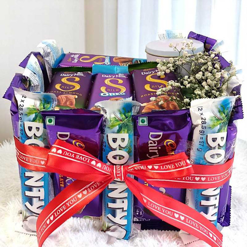 Cadbury Bliss Bouquet with Scented Candle JNK-3735 Giftmandu