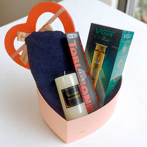 Relax & Groom Gift Box with Hair Trimmer