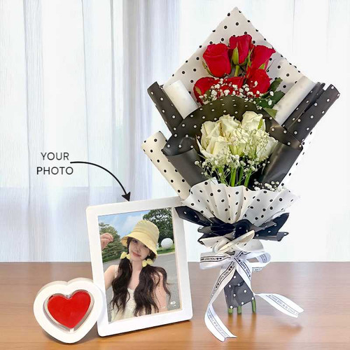 Romantic Gift Set with Double H0eart Photo Frame And 12 Rose Bouquet NKS-875