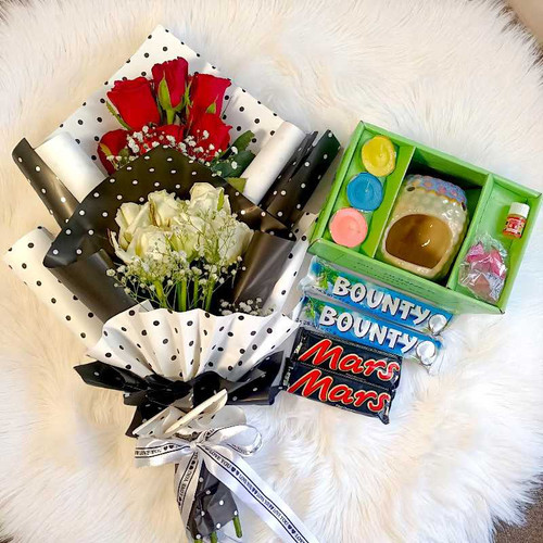 Gift Hamper with Roses, Buddha Oil Burner And Chocolates NKS-877