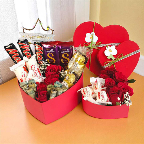 Luxury Love Gift Hamper with Chocolates, Cash And Roses NKS-936