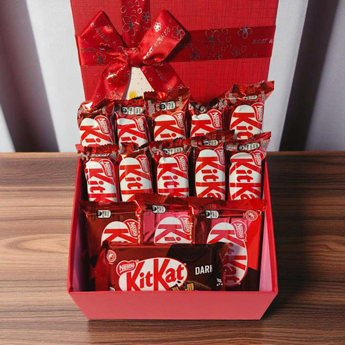 Crunchy KitKat Treat Box JNK-4041