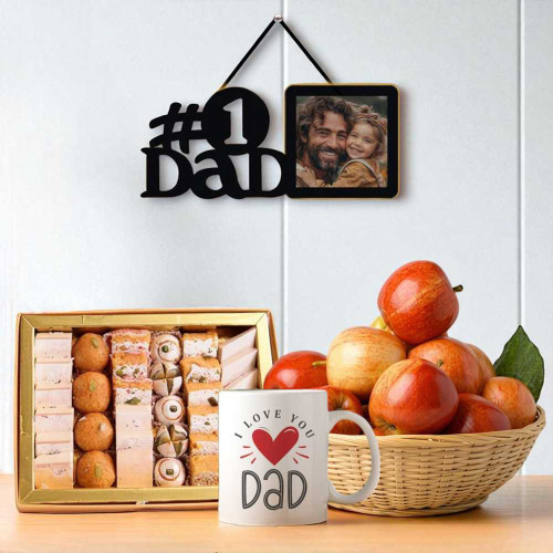 Father’s Day Hamper With Fruits & Methai SK-472