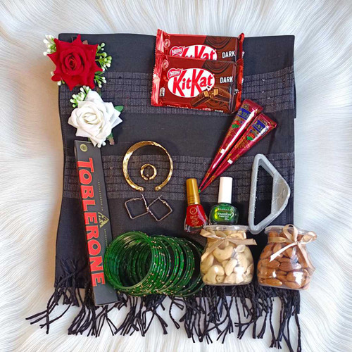 Beauty Essentials & Sweetness Premium Hamper NKS-1067