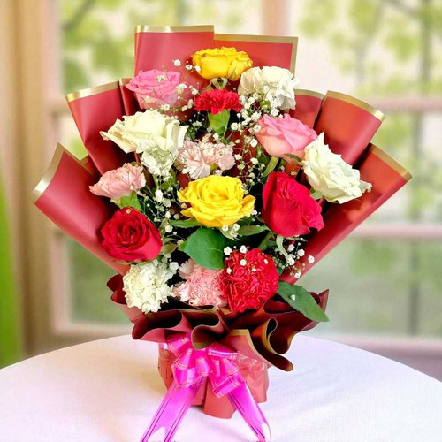 15 Mixed Roses & Carnations  Bouquet