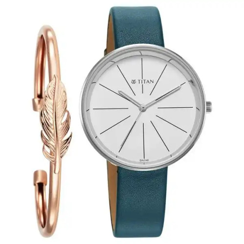 Titan Stackables Quartz Analog White Dial Leather Strap Watch For Women 2718SL01