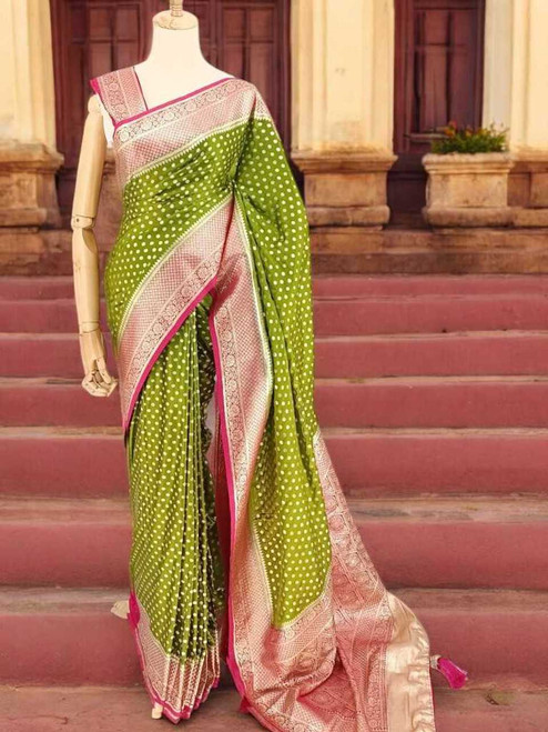 Satin Silk Saree & Women Accessories Gift JNK-4263