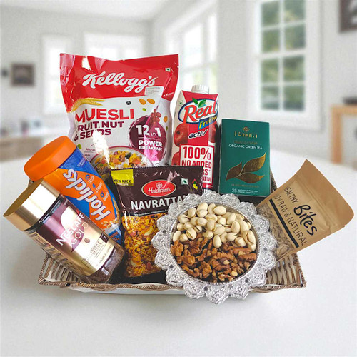 Snacks, Real Juice, Horlicks, & Nescafe Gift Basket JNK-4376