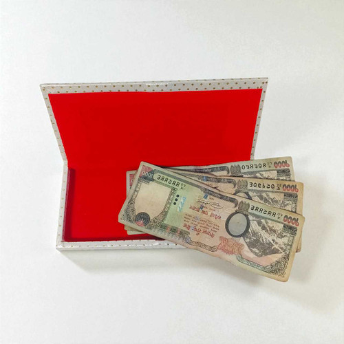 Cash Sagun Rs 3,000 in a Envelope Box JNK-4390