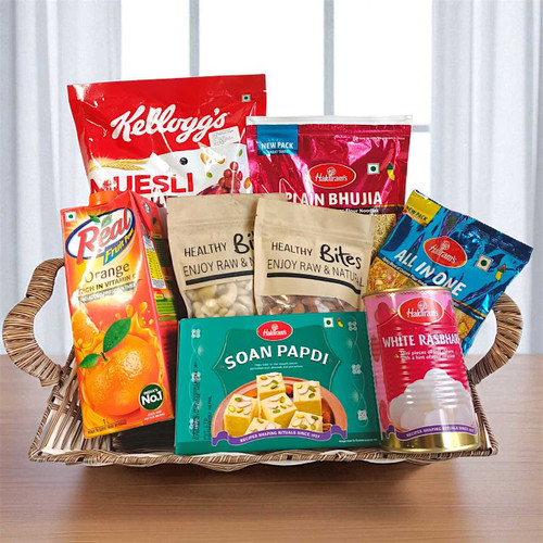 Premium Sweet & Savory Gift Hamper SK-623