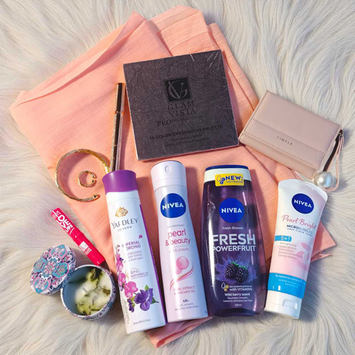 Teej Special Gift Hamper For Her SK-756