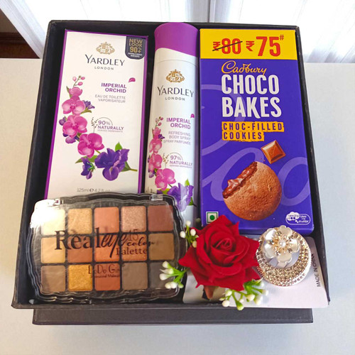 Luxury Gift Box with Eye Shadow Platte & Perfume for Her JNK-4644