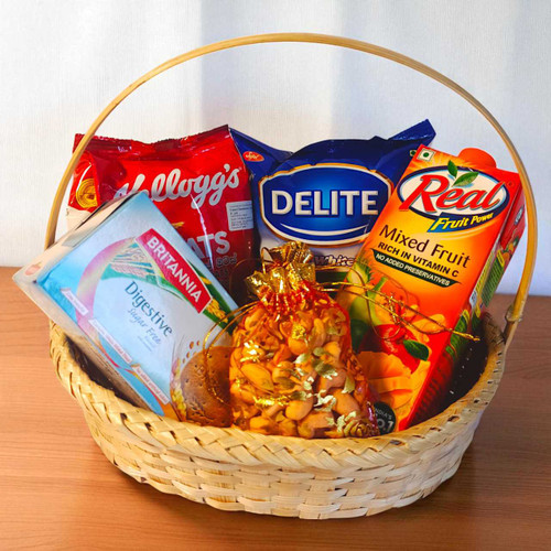 Healthy Treats Hamper With Dry nuts SK-897