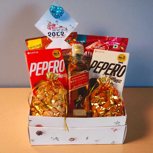 Dashain & Tihar Snacks Gift Box with Red Label 200ml JNK-4702