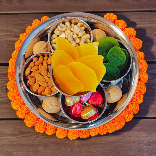 Sayapatri Mala with Dry Fruits & Nuts Gift Tray JNK-4721 Sayapatri Mala with Dry Fruits & Nuts Gift Tray JNK-4721