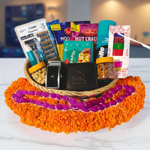 Bhaitika Grooming Items with Namkeen Combo JSR-505