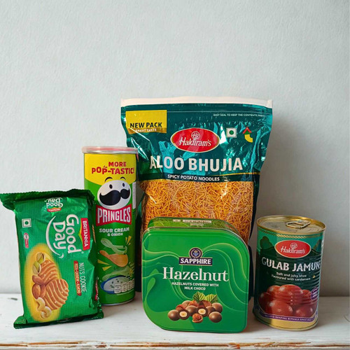 Sweet and Savory Snacks Gift Package BPL-366